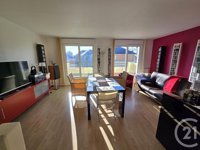 Appartement T3 à vendre - 4 pièces - 82.1 m2 - ST JACQUES DE LA LANDE - 35 - BRETAGNE - Century 21 Dréano Immobilier